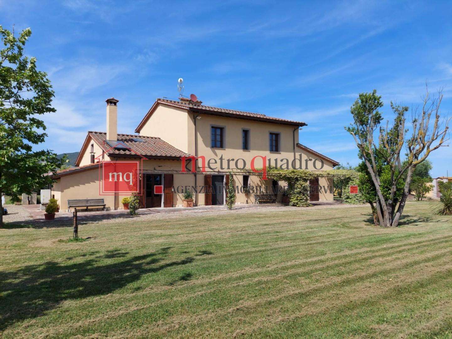 Rustico PI, Cascina