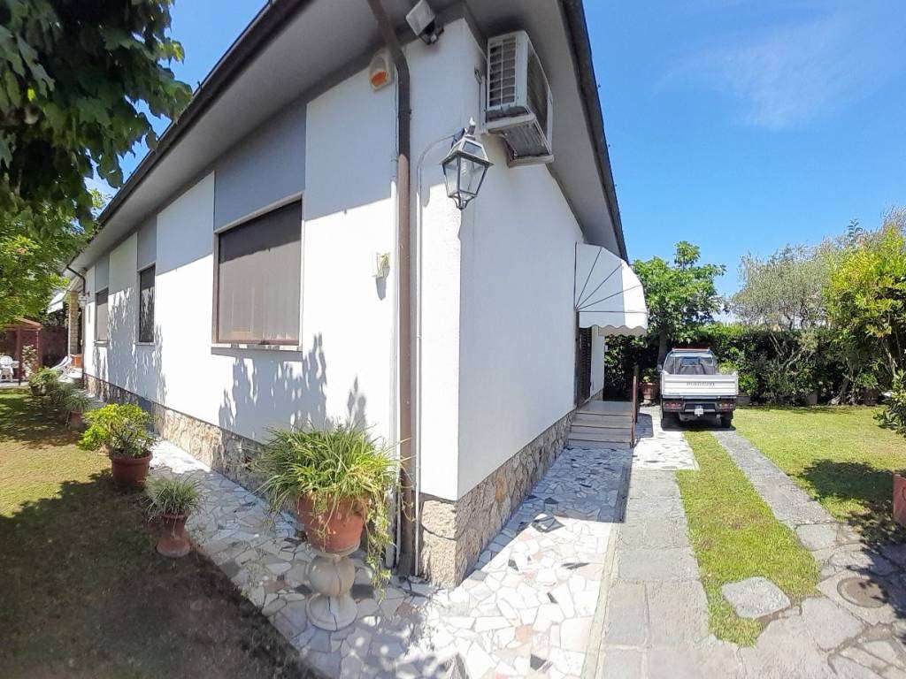 Villa Via Terreni Pacchiani,  55042, Forte dei Marmi