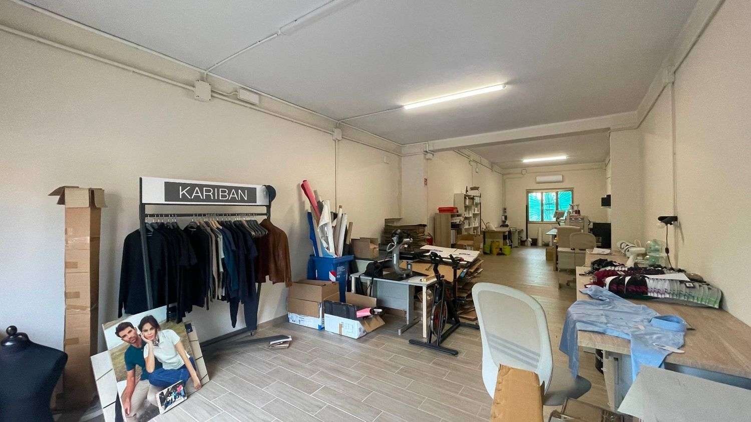 Locale commerciale del Meletto, Chiesina Uzzanese
