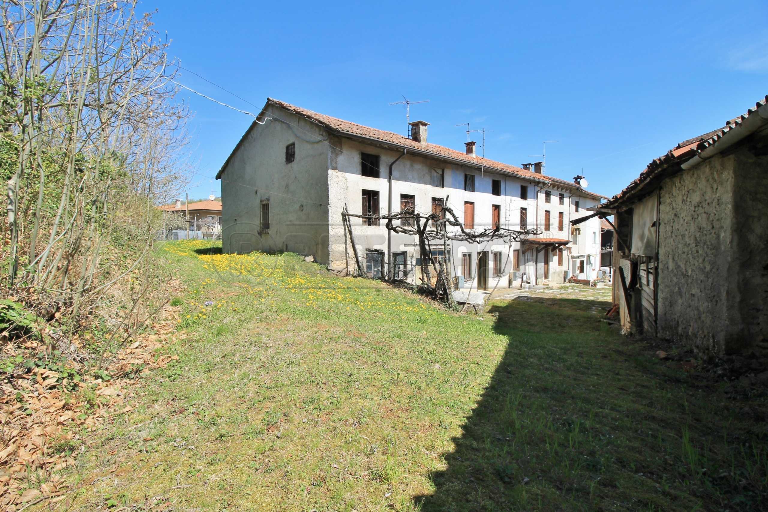 Casa indipendente Via Castellaro, Nogarole Vicentino