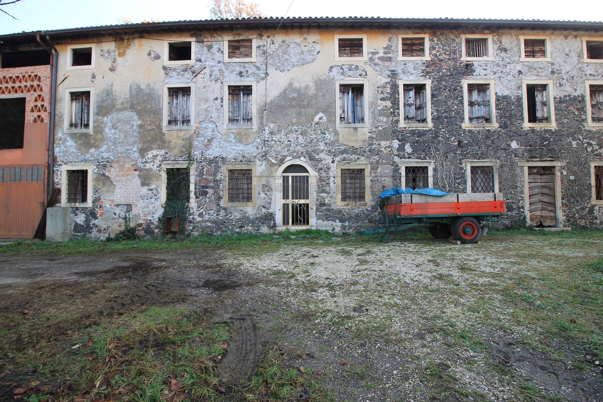 Casa indipendente Via Chiesa Vecchia, Roncà