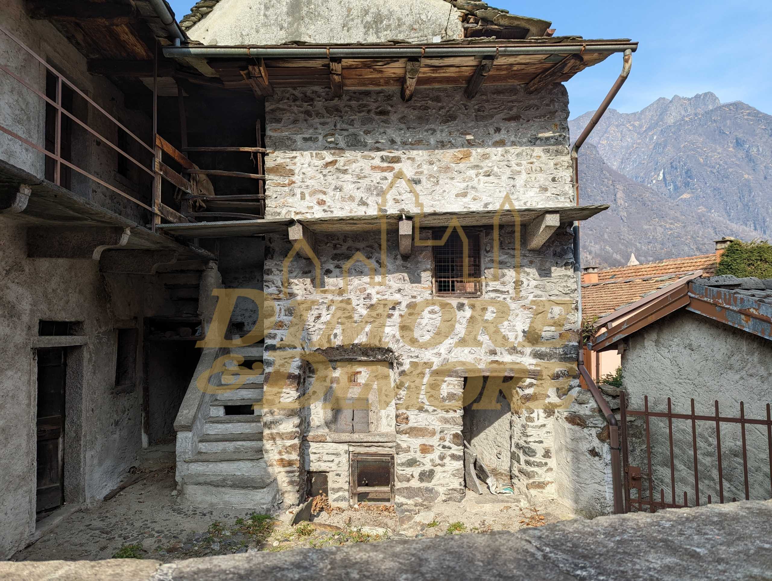 Casa indipendente Via in selva, Premosello-Chiovenda
