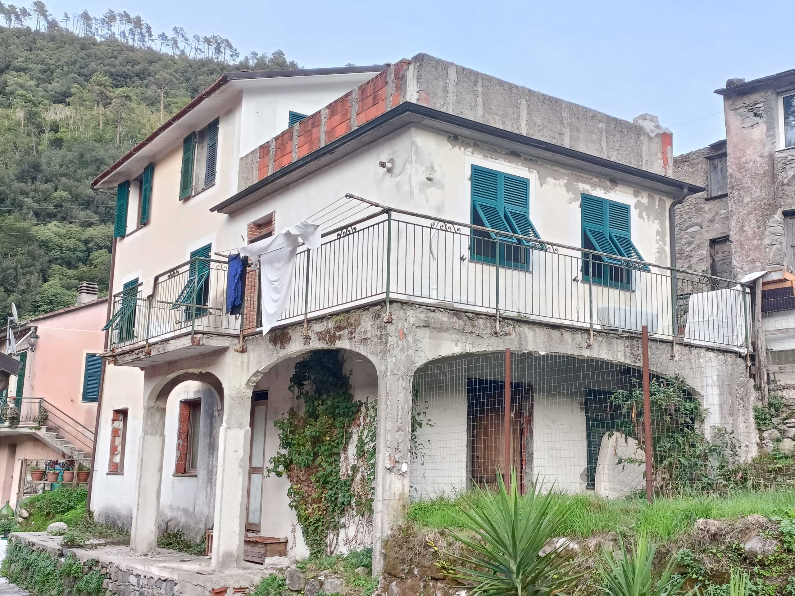 Casa indipendente via caminata, Ne