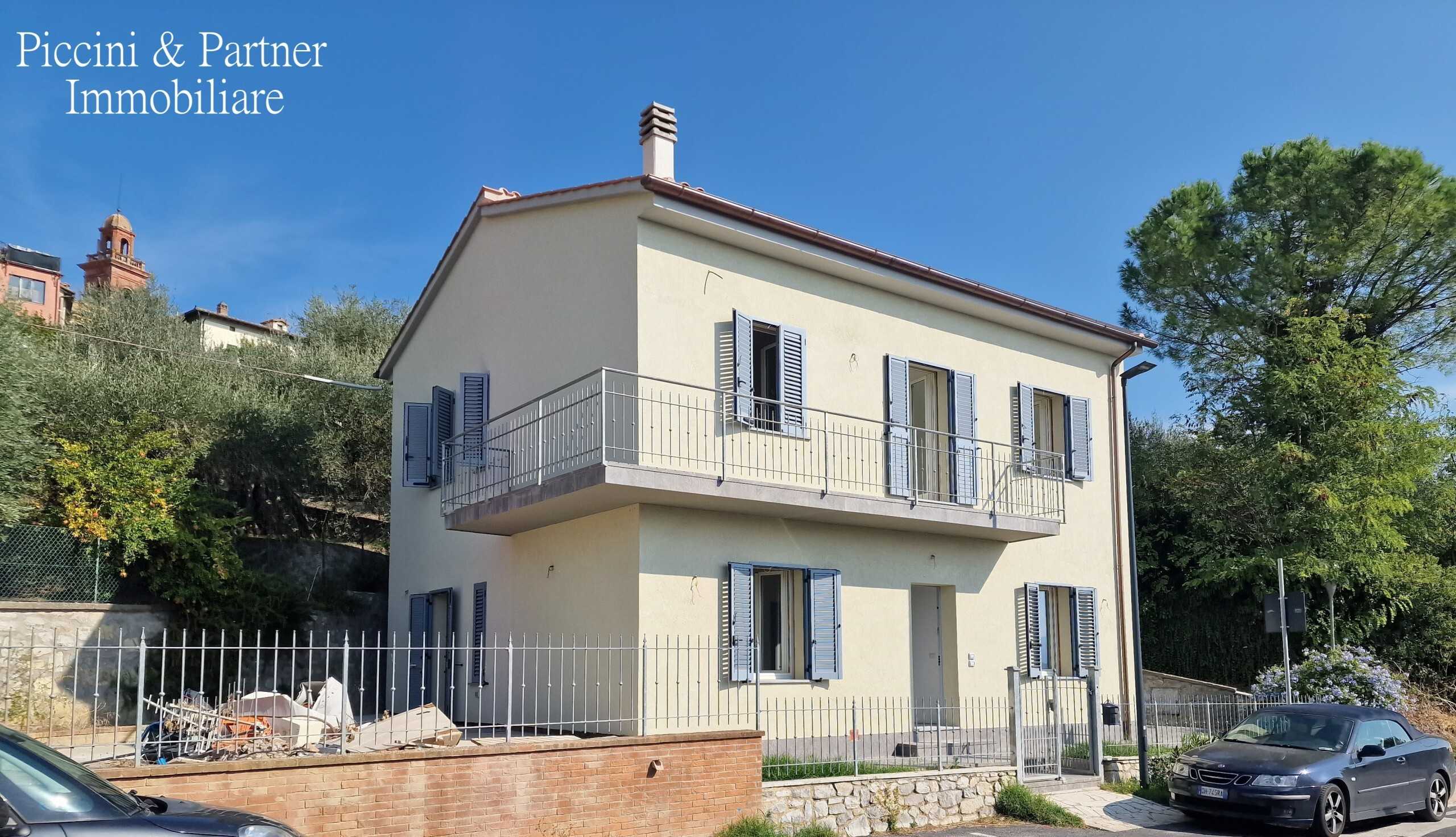 Casa indipendente Via XXV Aprile, Castiglione del Lago