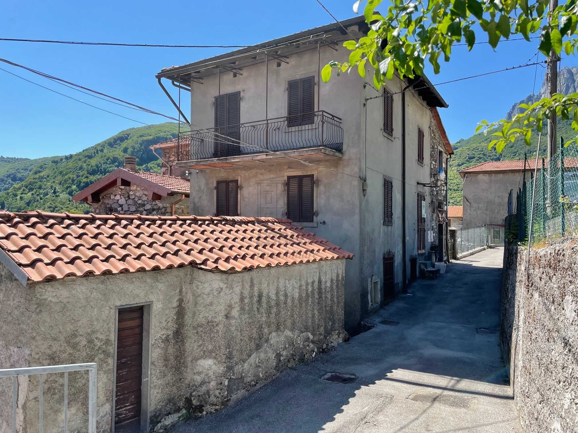 Porzione di casa Località Tarpini, Minucciano