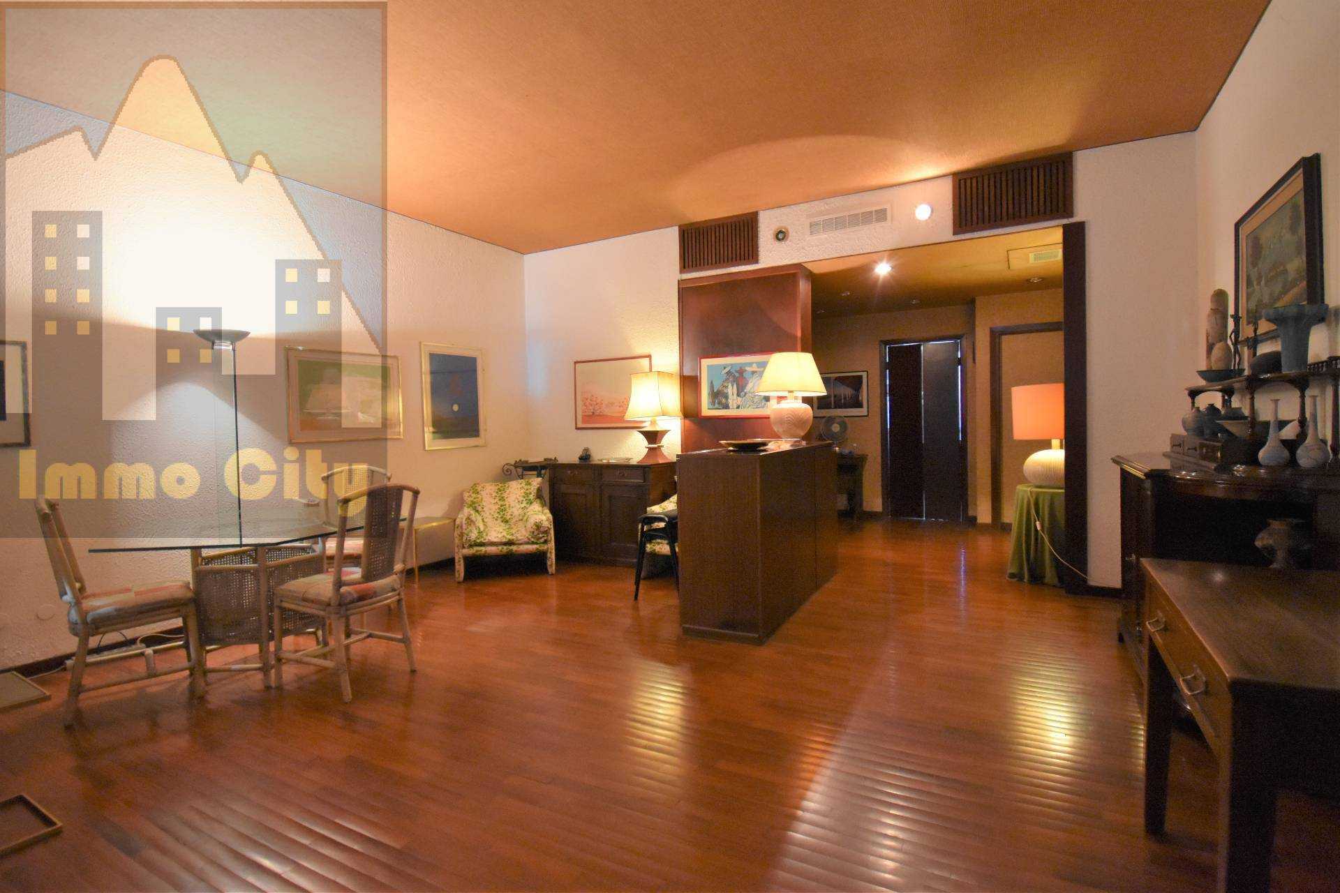 Casa indipendente Viale Giosuè Carducci, Lucca