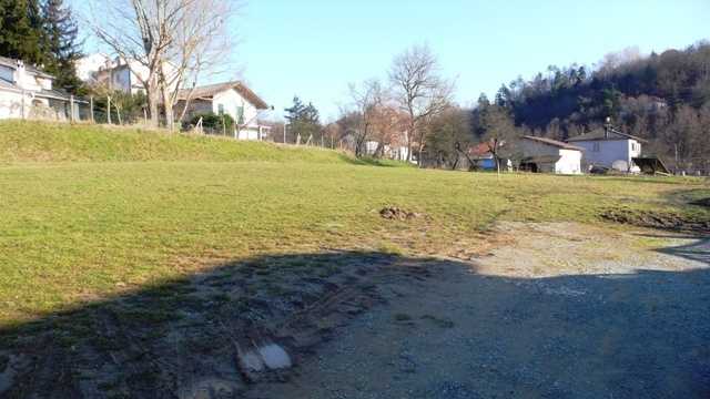 Terreno edificabile sopra pesa pubblica, Giusvalla