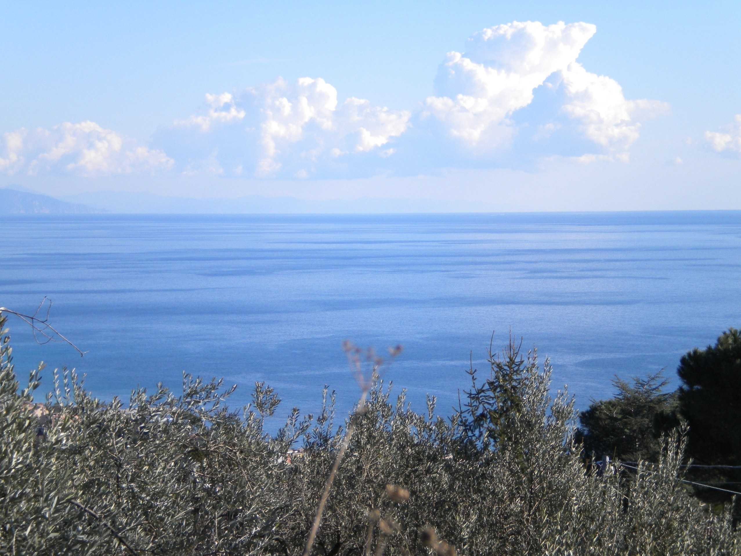 Casa indipendente Castagnabuona, Varazze