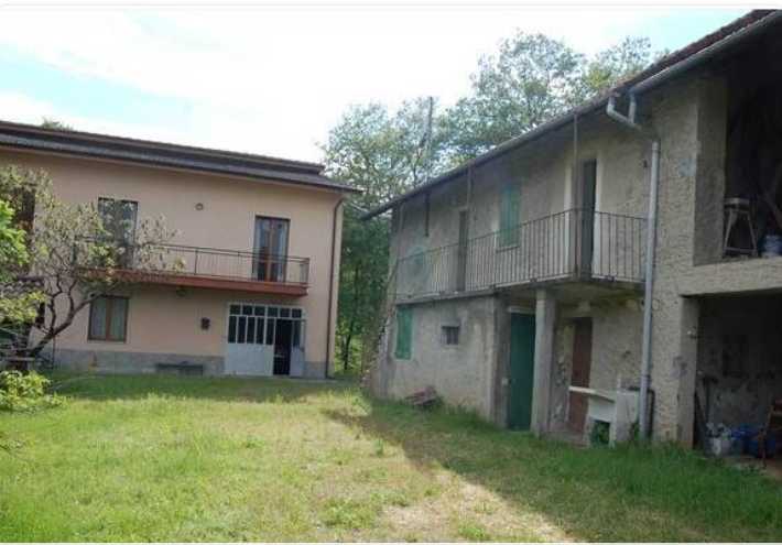 Casa indipendente SP334, Cartosio