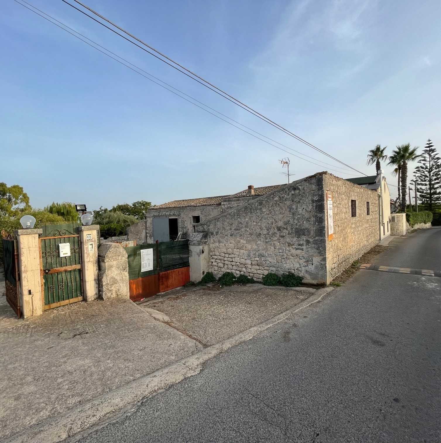 Casa indipendente Via Denaro Papa, Modica