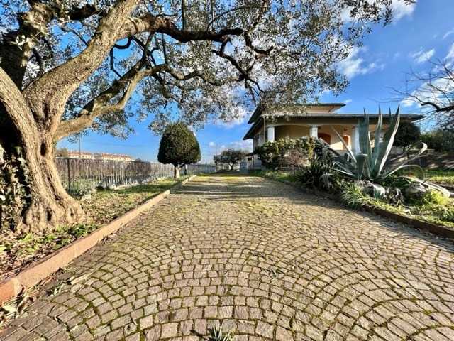 Casa indipendente Via Chiesa di Tipano, Cesena