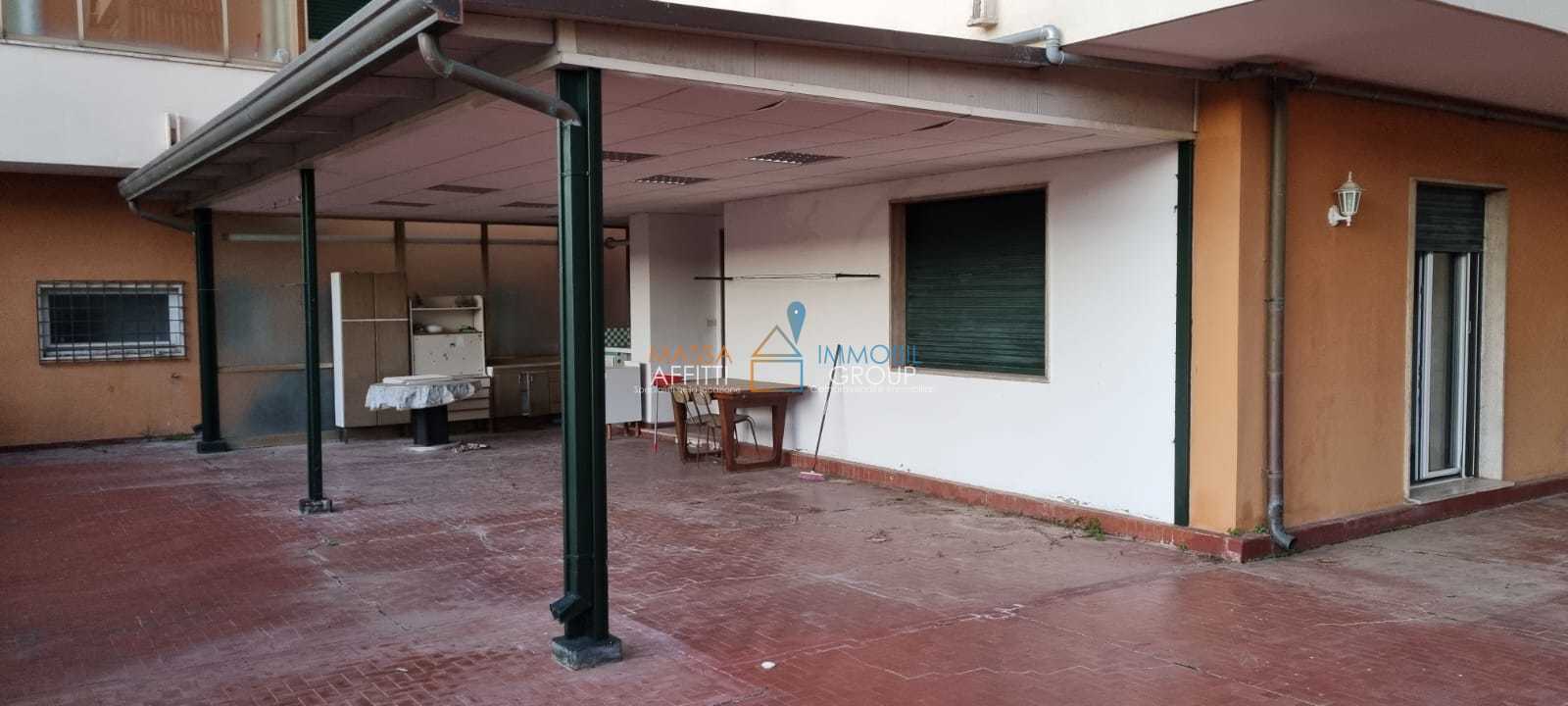 Appartamento Via dei Colli, Massa