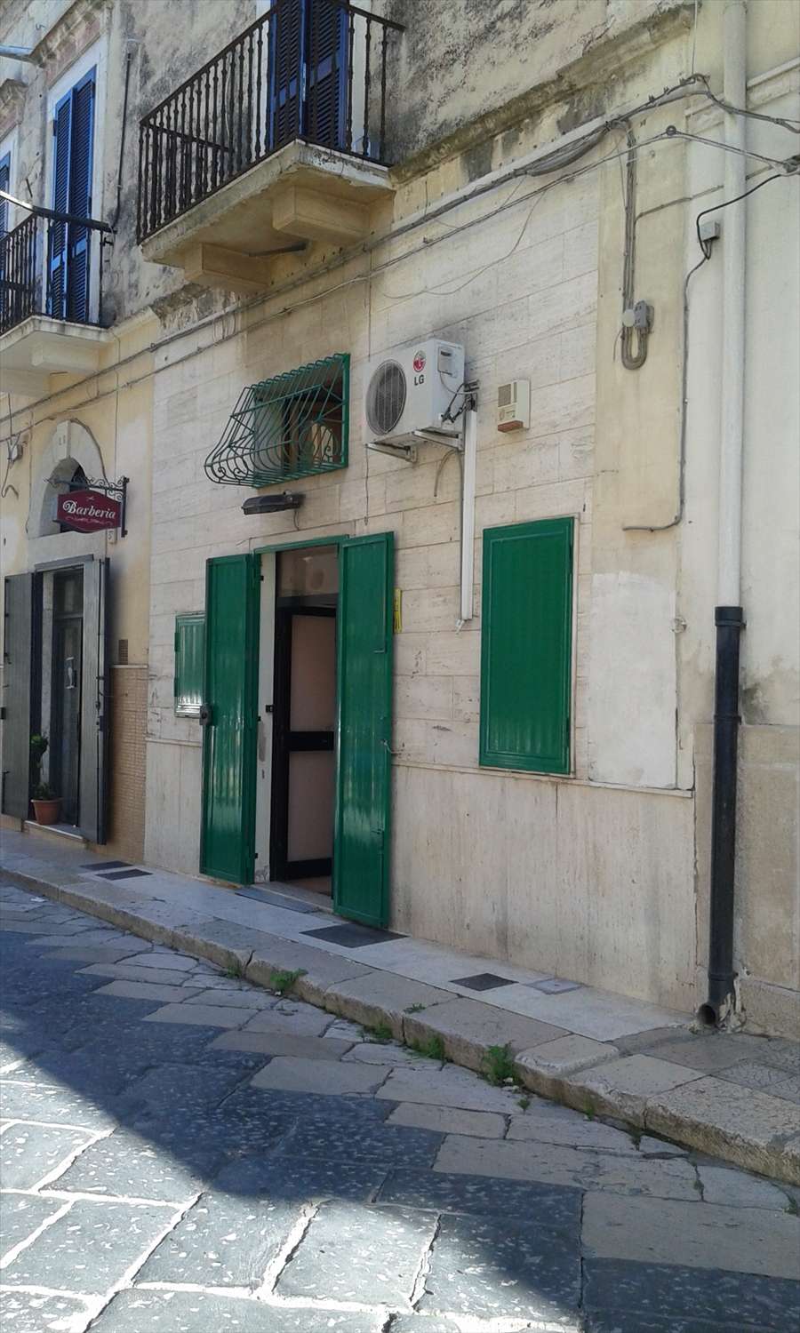 Locale commerciale Via Santa Maria del Carmine, Cerignola