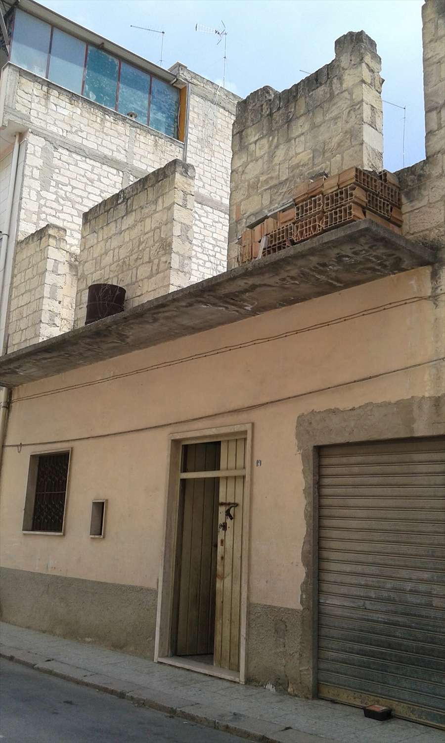 Casa indipendente Via Catullo, Cerignola
