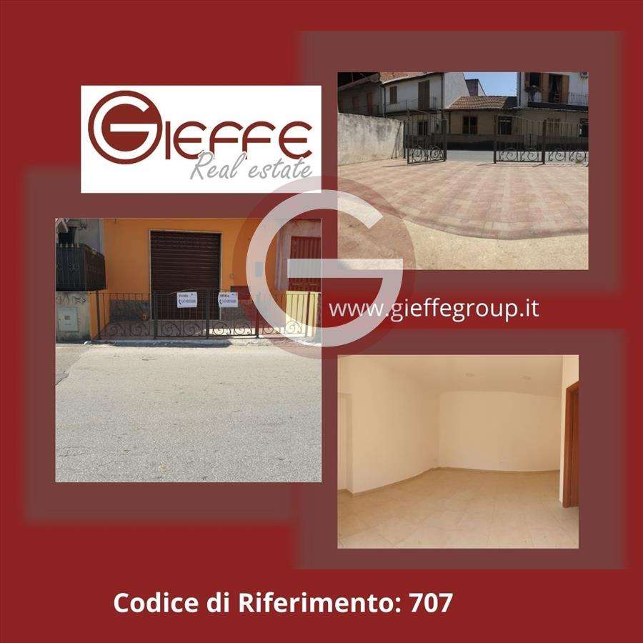 Locale commerciale, Taurianova