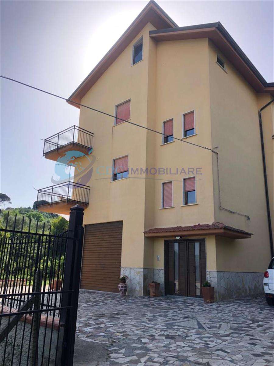 Casa indipendente via Caduti Di Nassirya, Lercara Friddi