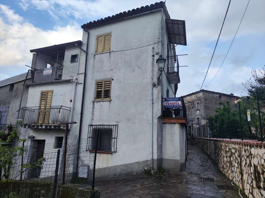 Appartamento BORGATA SERRA 14, Rogliano