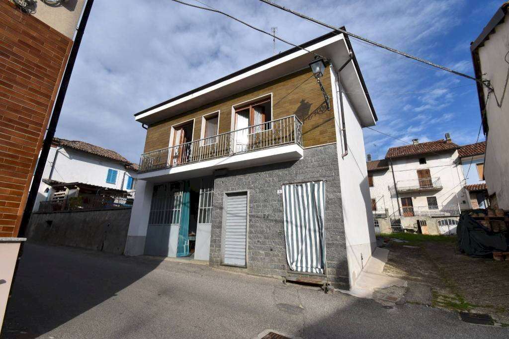 Casa indipendente Via Italia, Montaldo Scarampi