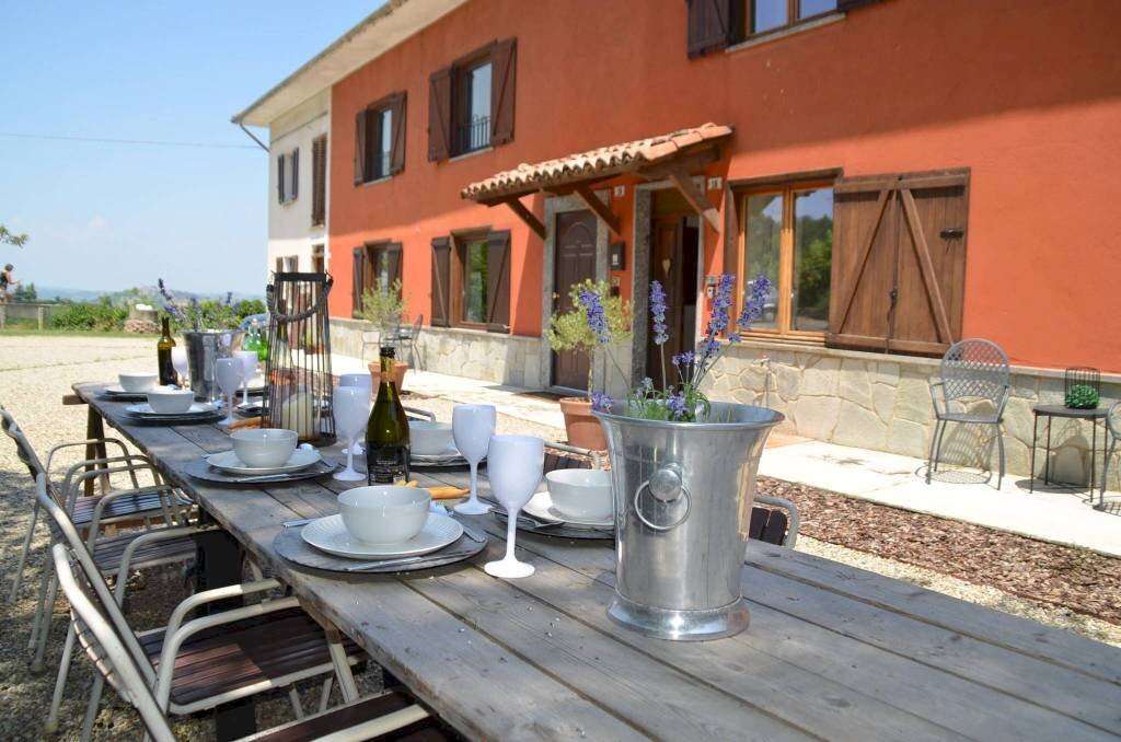 Rustico Frazione Bruciati, Calamandrana