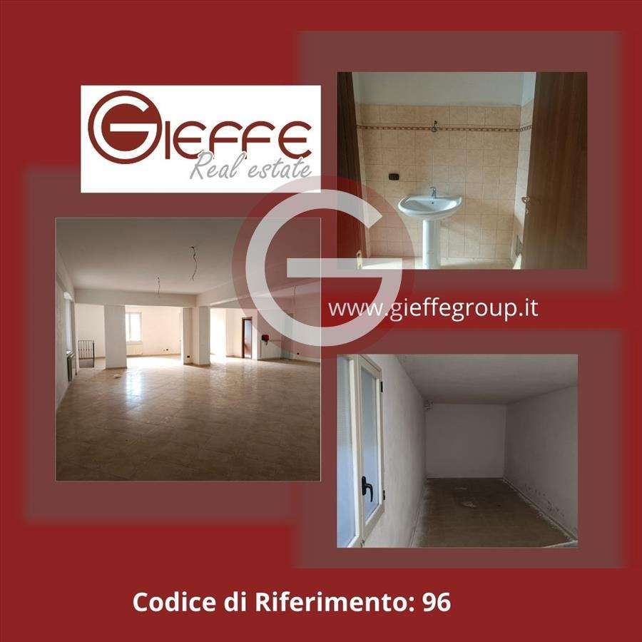 Locale commerciale, Taurianova