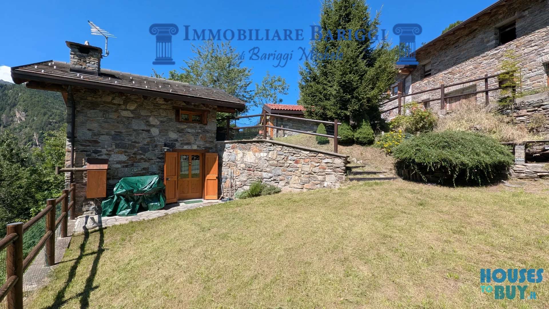 Villa Corteno Golgi, Corteno Golgi