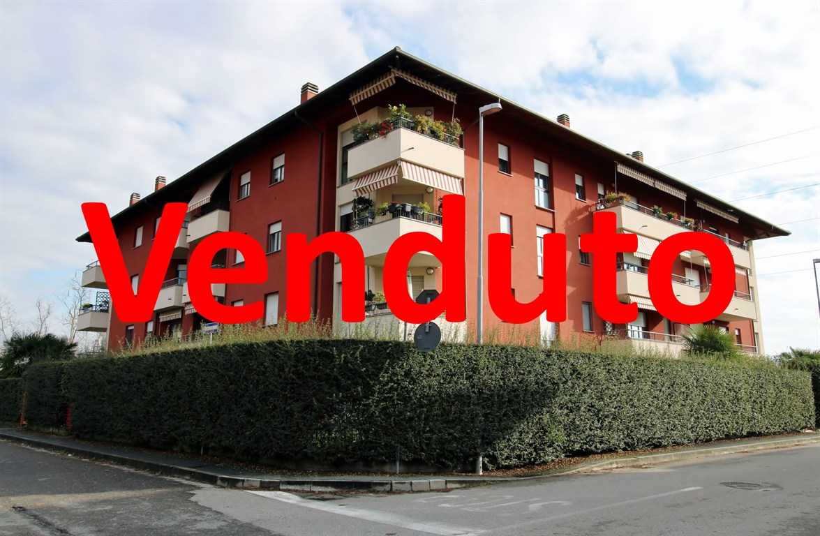 Appartamento via Bormio, Canegrate