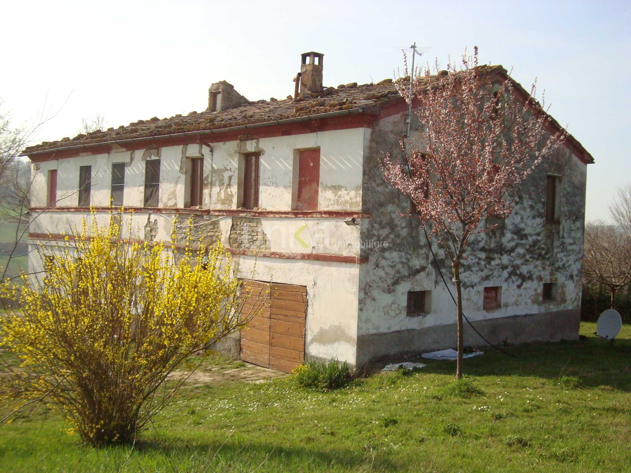 Casa indipendente via Barchio, Cupramontana