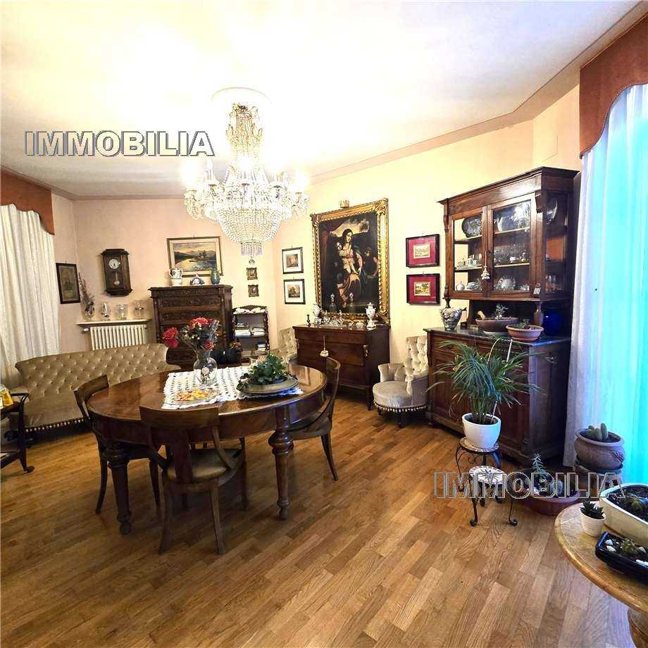 Villa, Monterchi