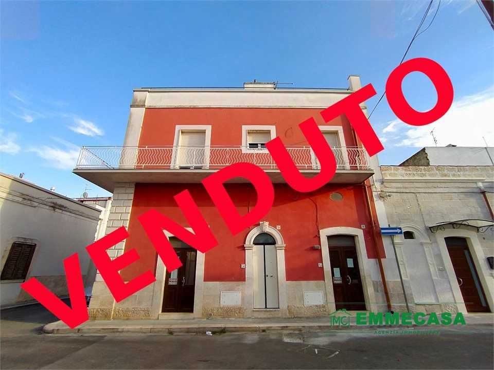 Villa Piazza De Grecis, Adelfia