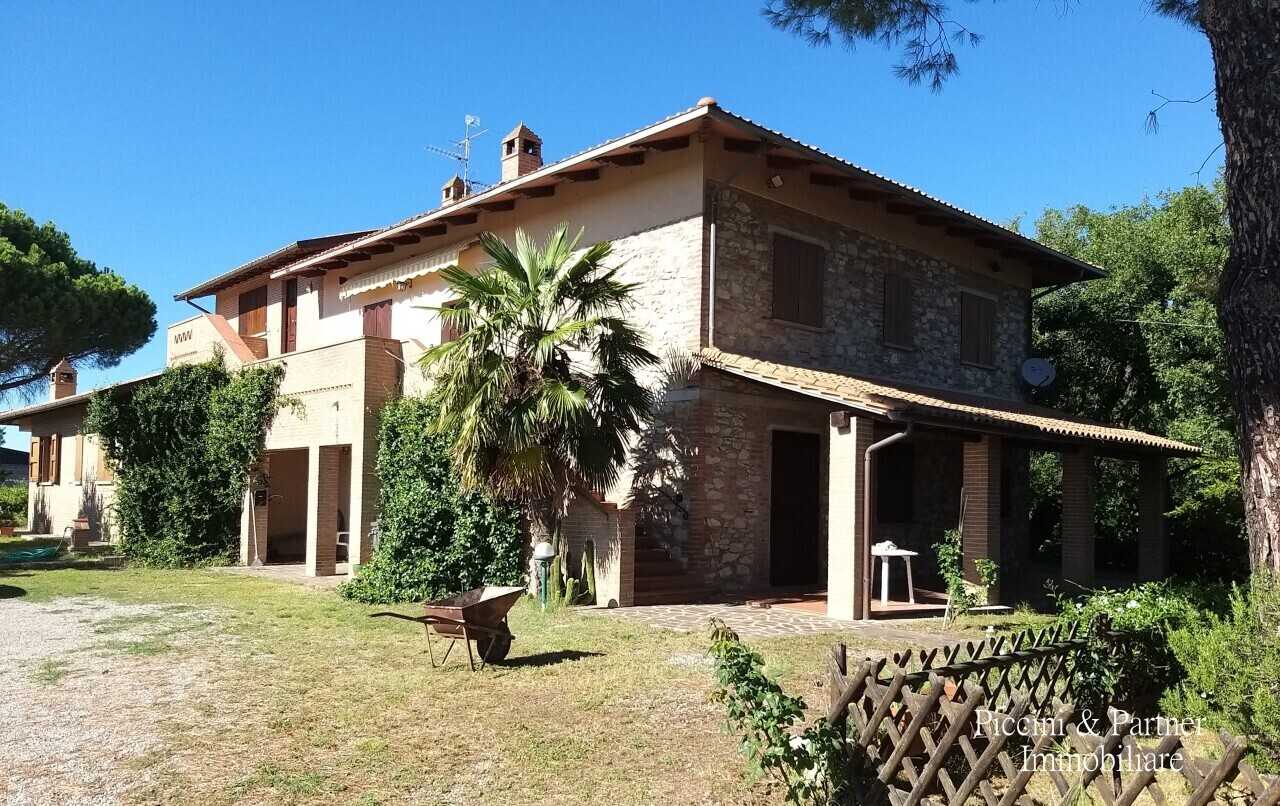 Casa indipendente Località Croce, Castiglione del Lago