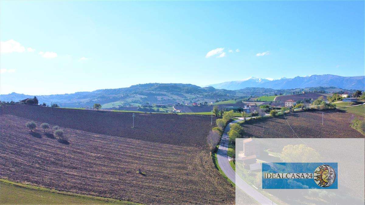 Casa indipendente San Ginesio Contrada Santa Maria D'alto cielo, San Ginesio