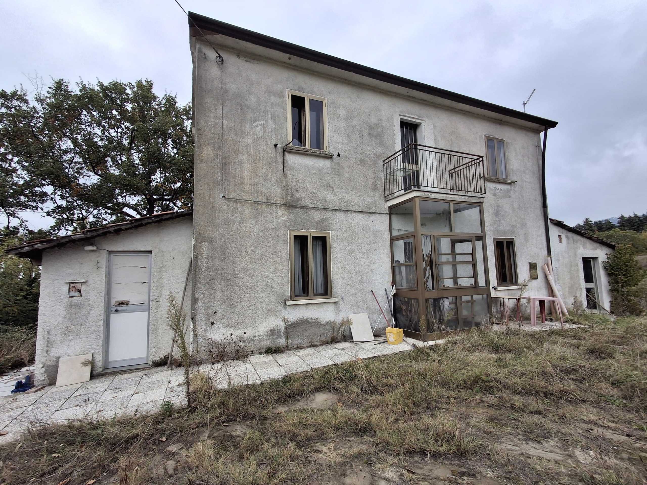 Casa indipendente Strada Ugrigno, Sant'Agata Feltria