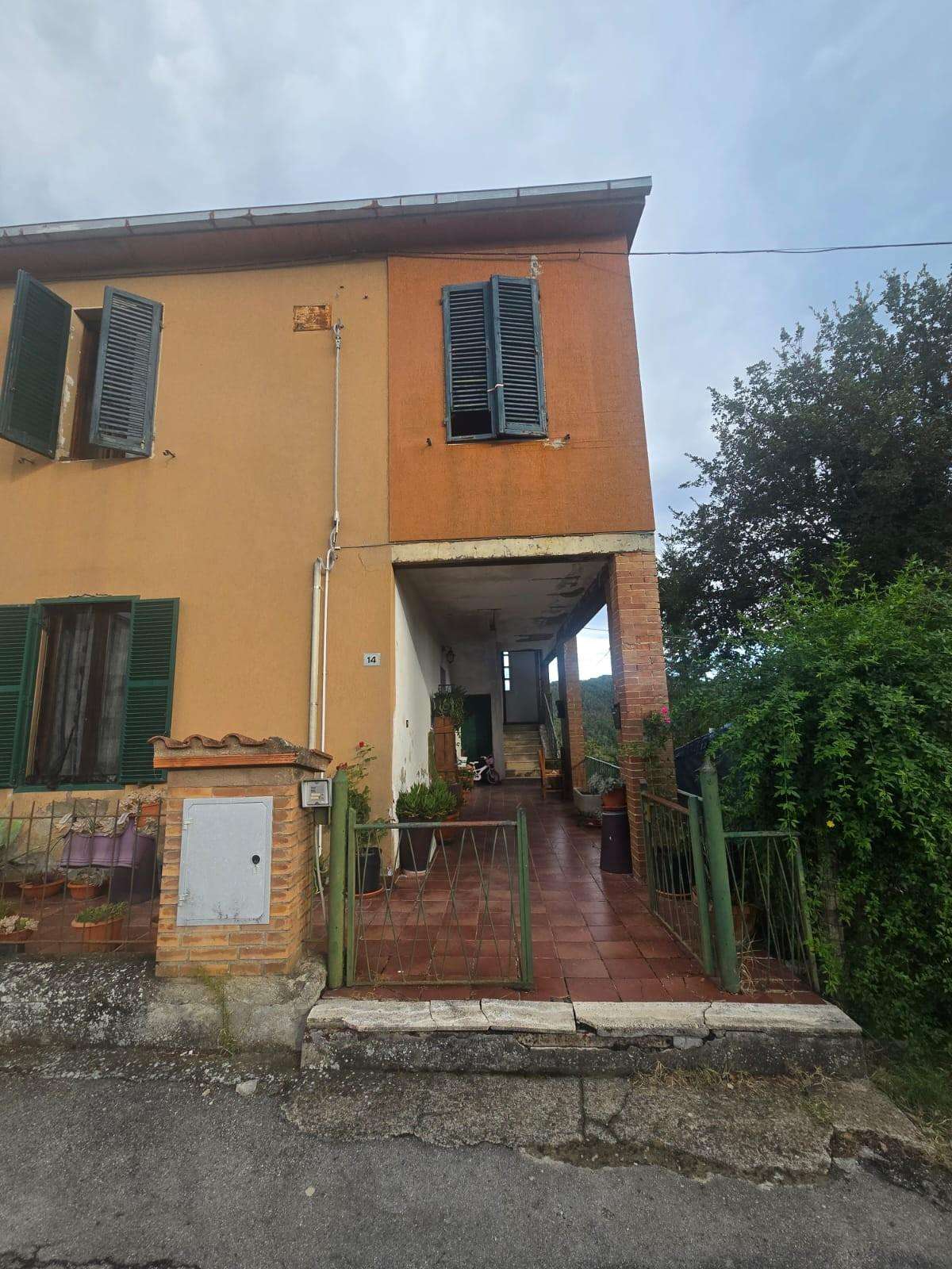 Porzione di casa Monticiano SI,  53015, Monticiano