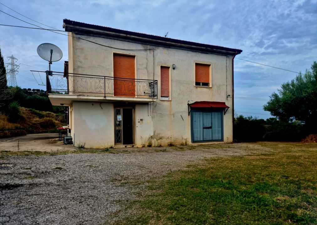 Villa Contrada Colle Dei Gesuiti, Bucchianico