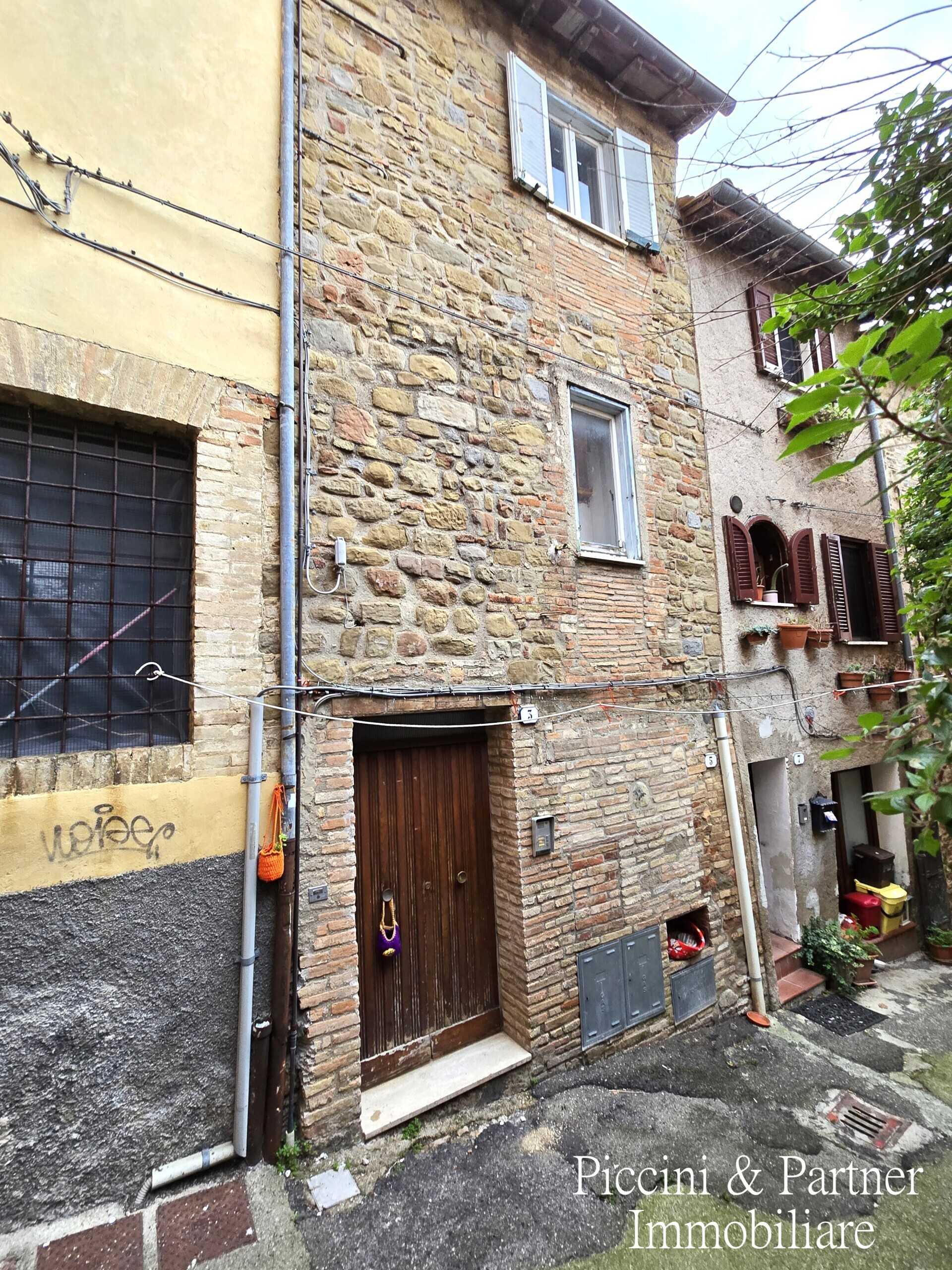 Porzione di casa Via Tevere, Bettona