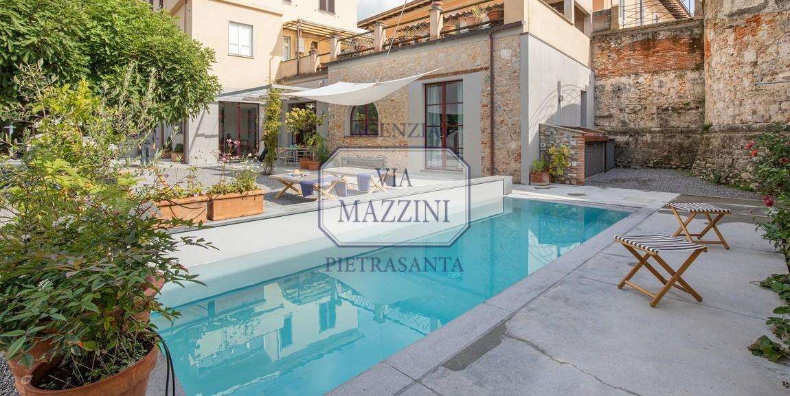 Loft - Open Space Piazza Francesco Crispi,  15, Pietrasanta