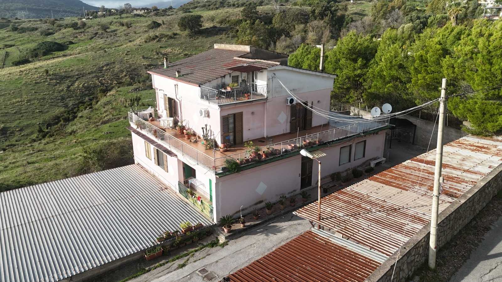 Casa indipendente via del giubileo duemila, Giffoni Valle Piana