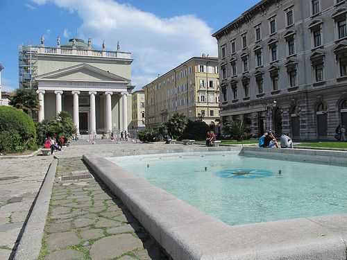 Locale commerciale via dante, Trieste