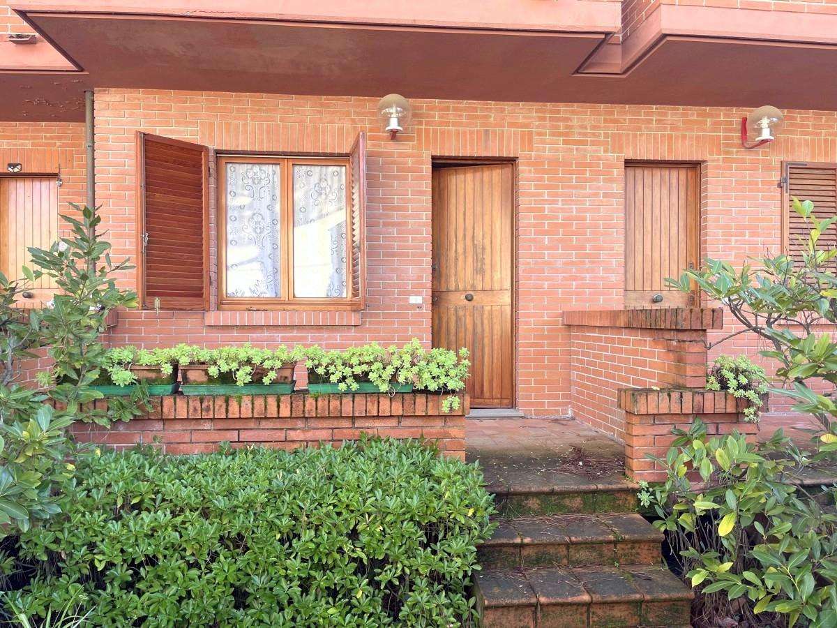 Villetta a schiera Via Giuseppe Pietri,, Massa