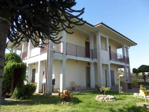 Casa indipendente Via Magenta, Villata