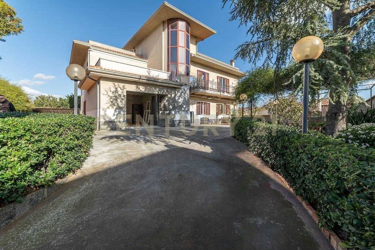 Casa indipendente via salaria, San Giovanni la Punta