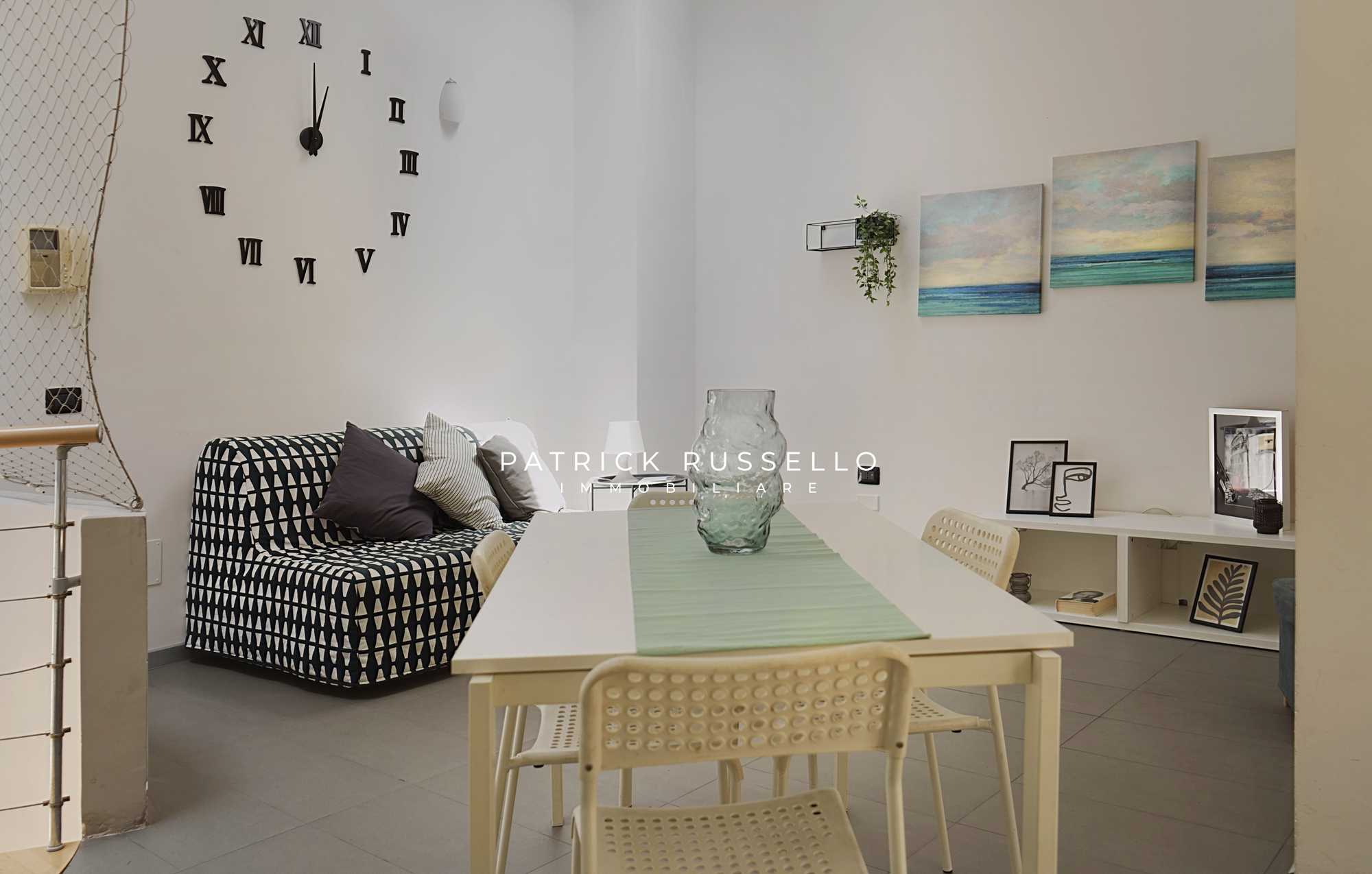 Casa indipendente Via Salerno, Gela
