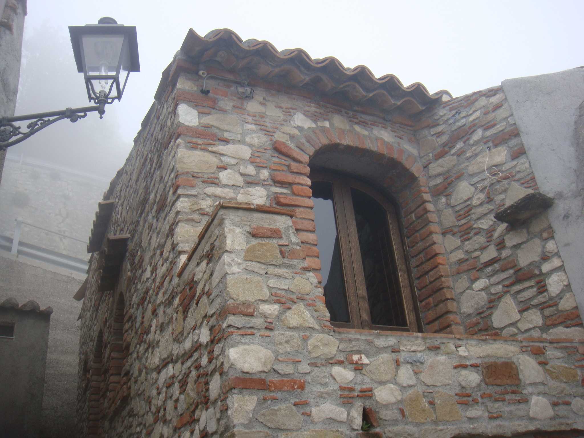 Casa indipendente Via Castello, Bova