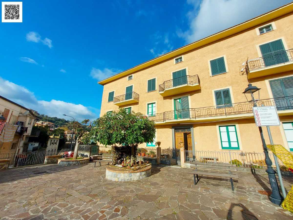 Palazzo - Stabile Piazza San Vito, Camerota