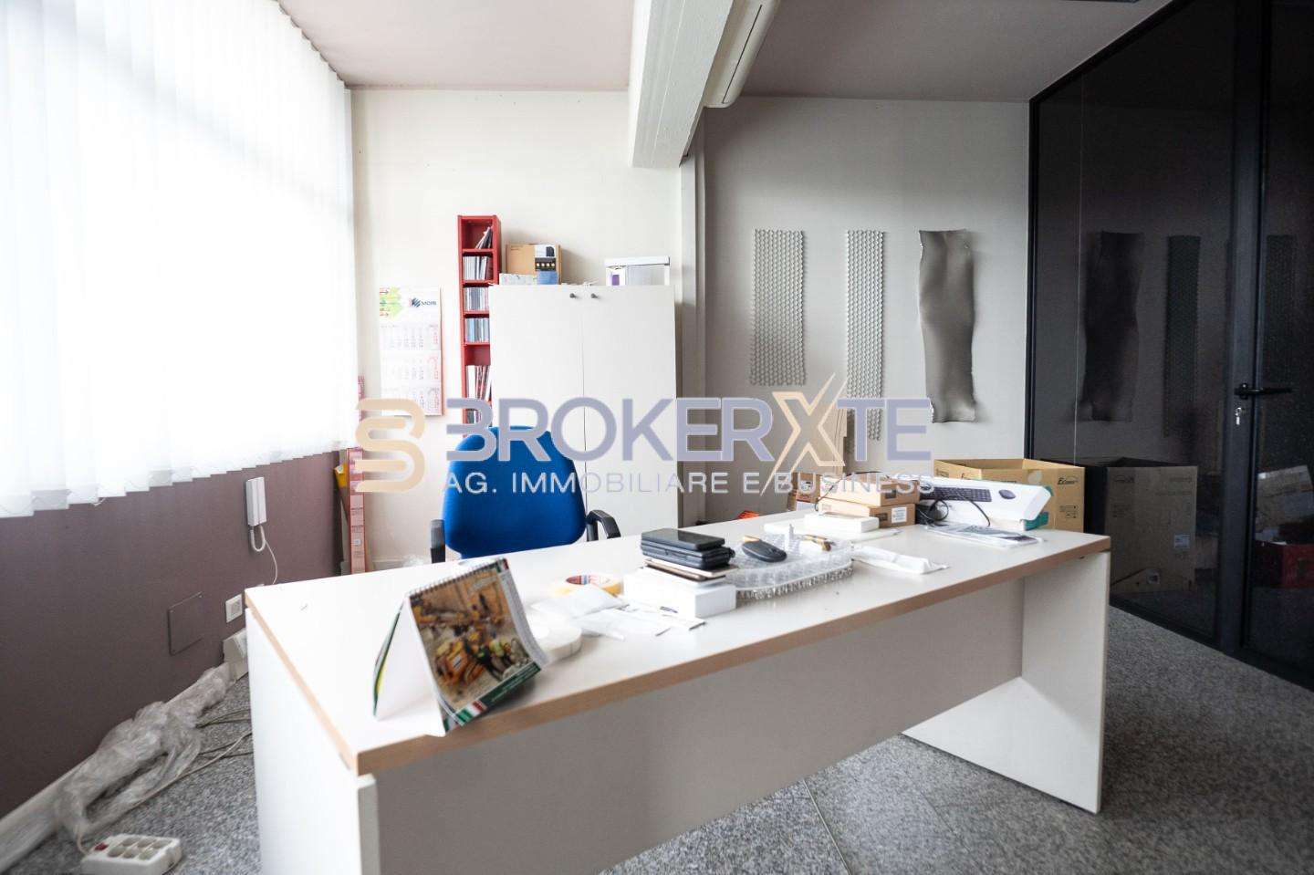Ufficio Via Provinciale Carrara-Avenza,  145, Carrara