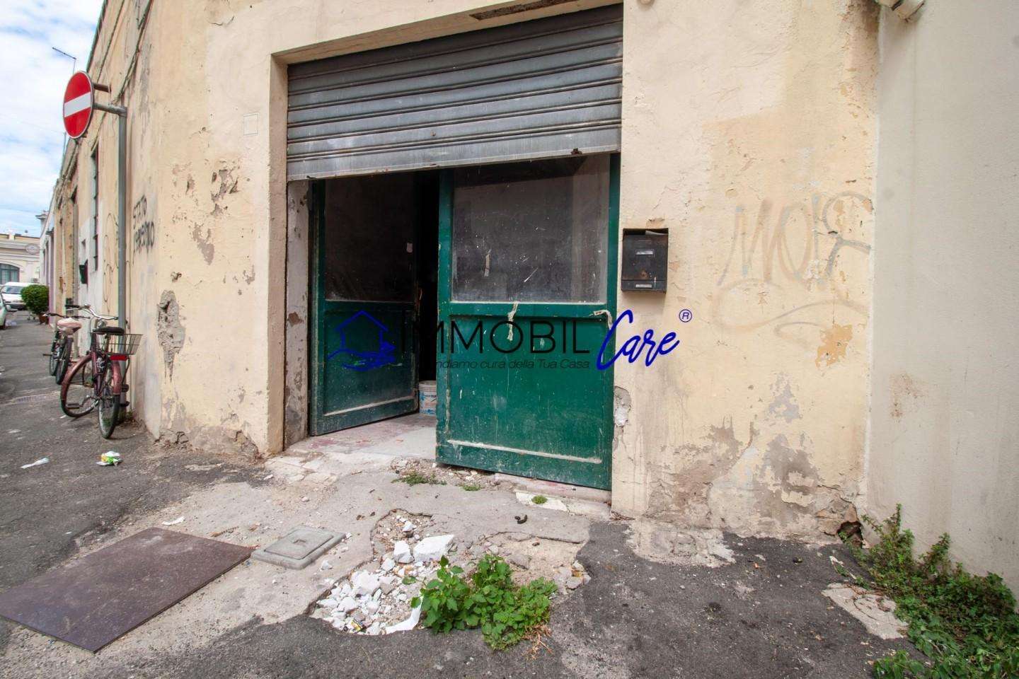 Magazzino - Deposito Pompilia, Livorno