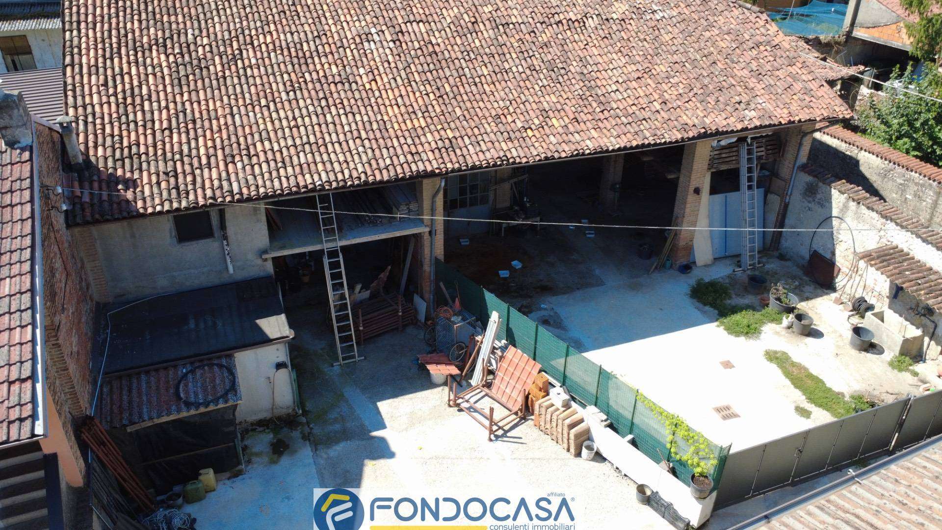 Rustico 3, Lograto