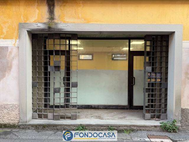 Locale commerciale, Passirano