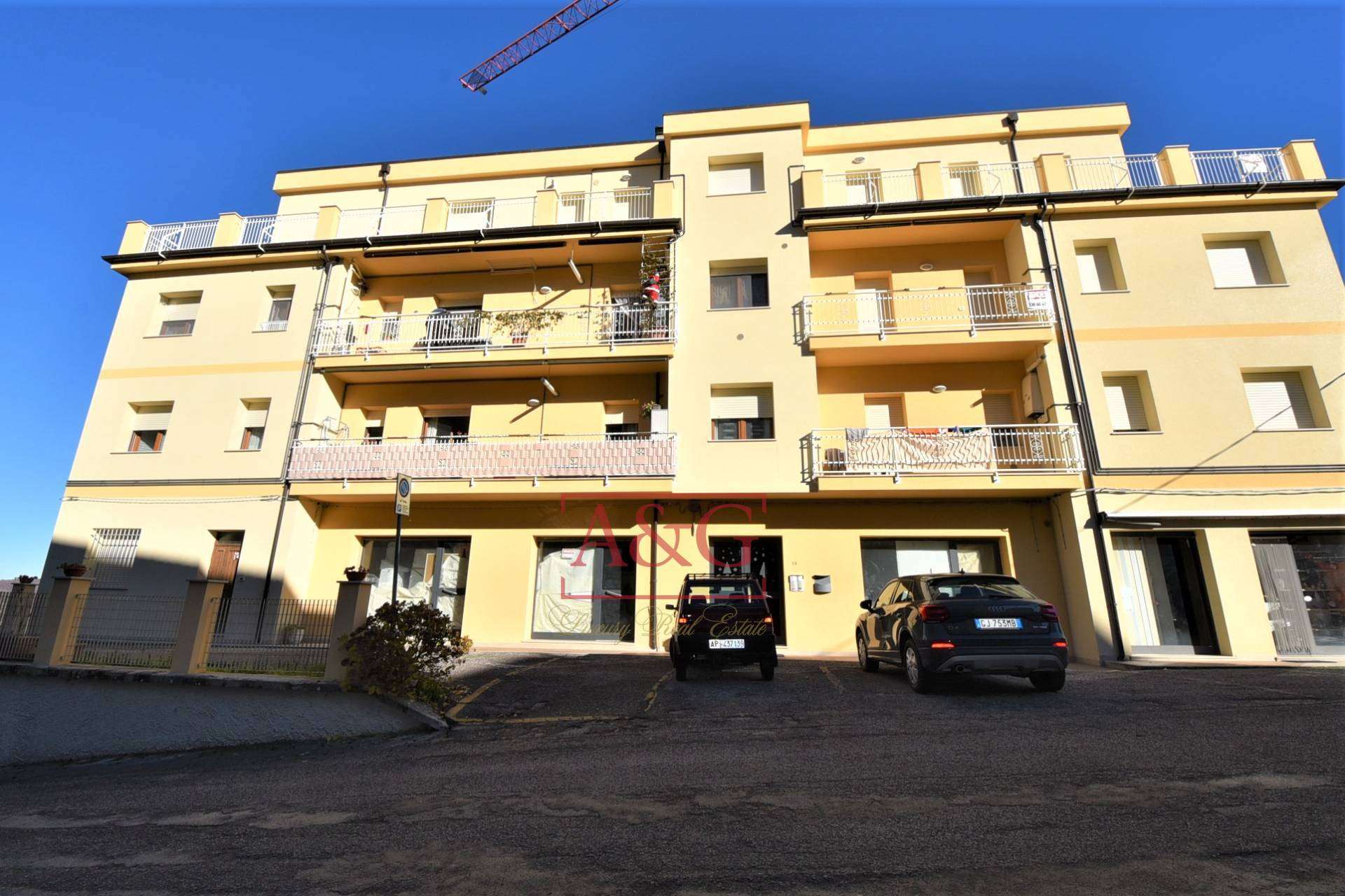 Appartamento via domenico sbarra16, Montefortino
