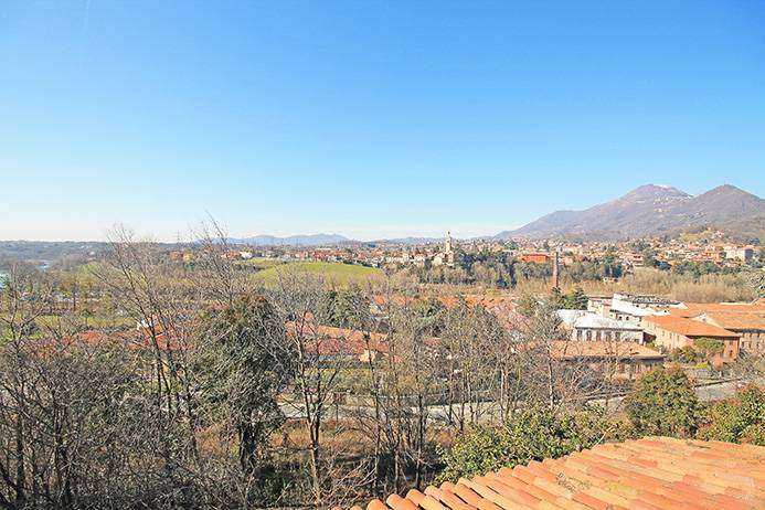 Terreno edificabile, Villa d'Almè